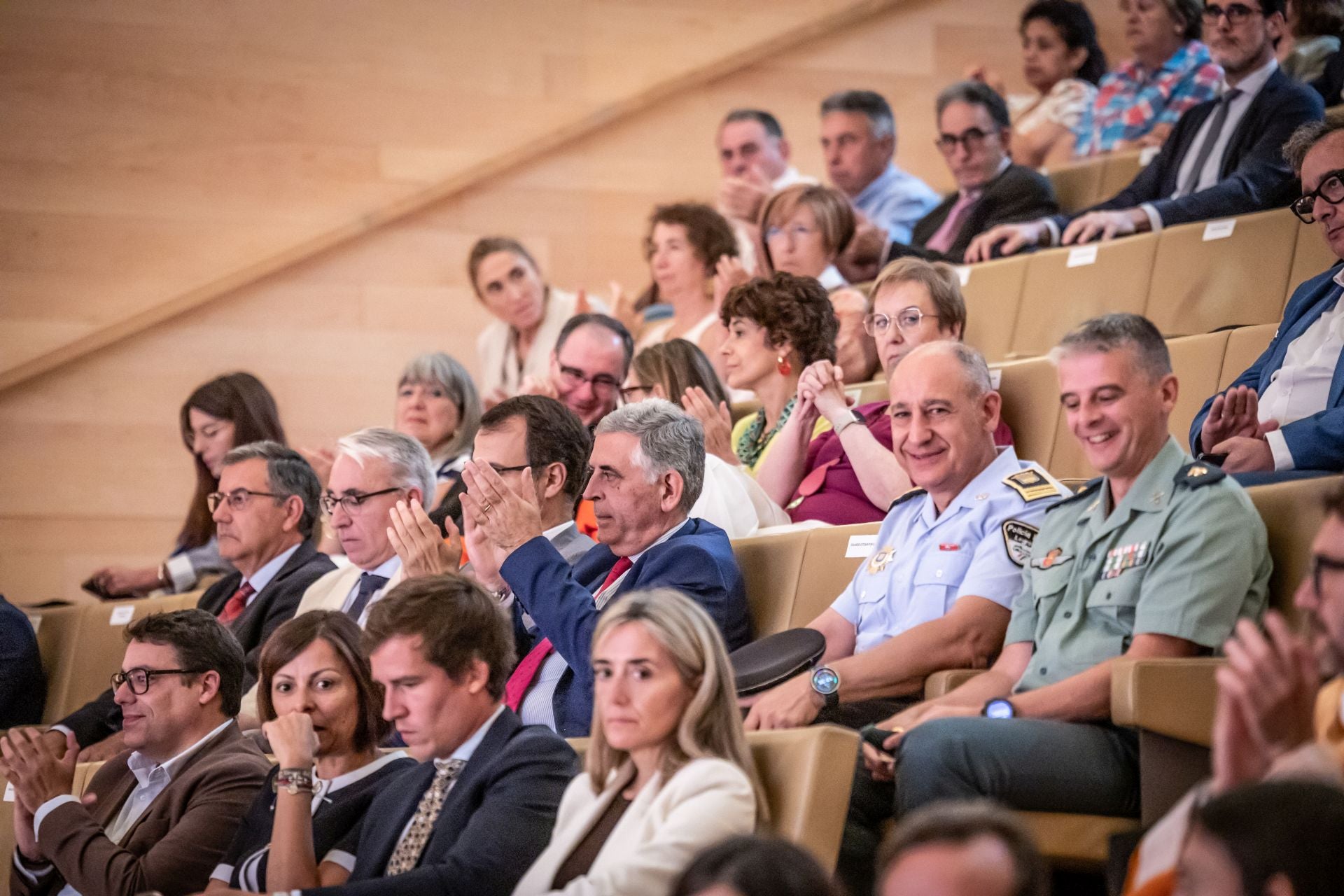 Las imágenes de la apertura del curso académico de la UR