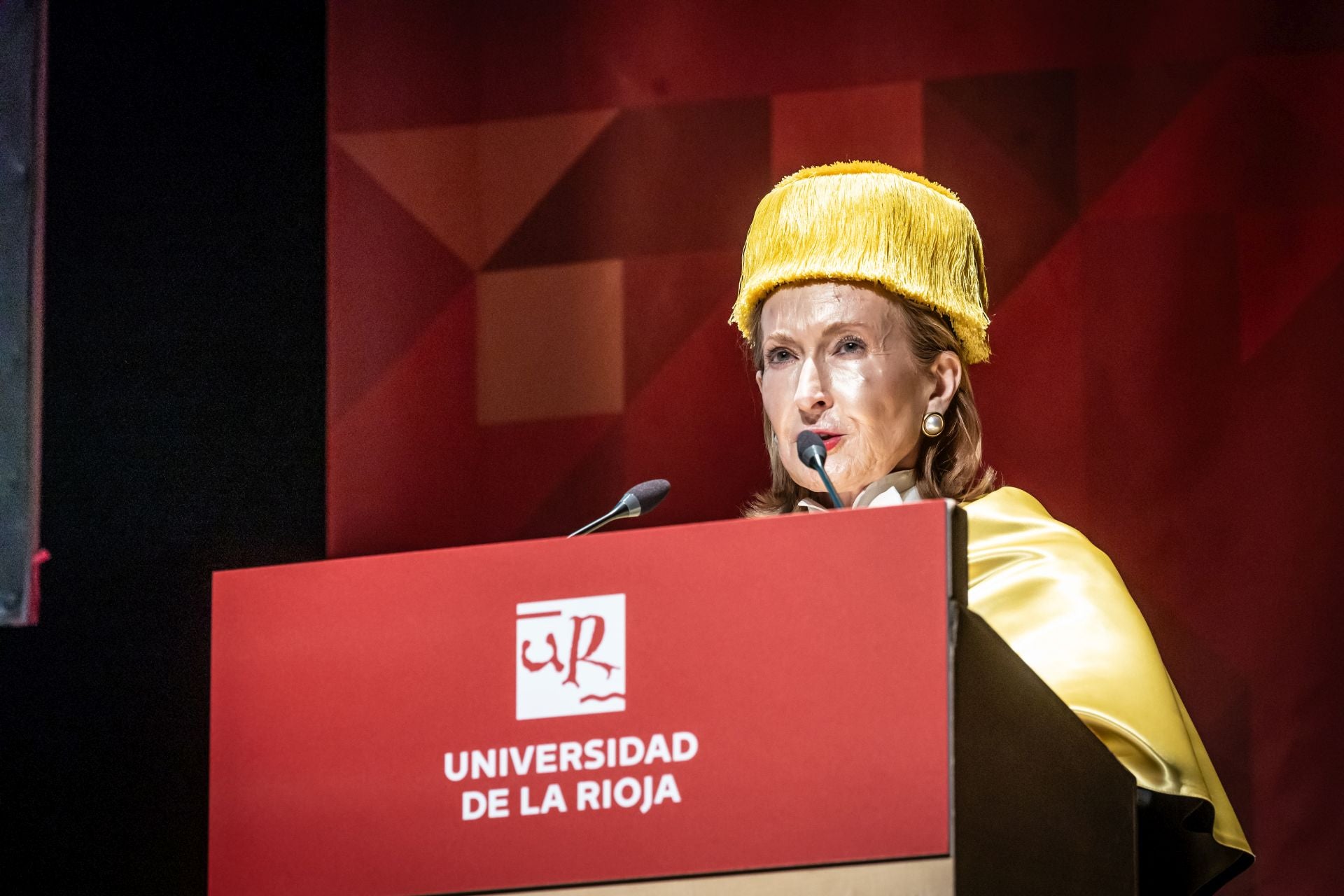 Las imágenes de la apertura del curso académico de la UR