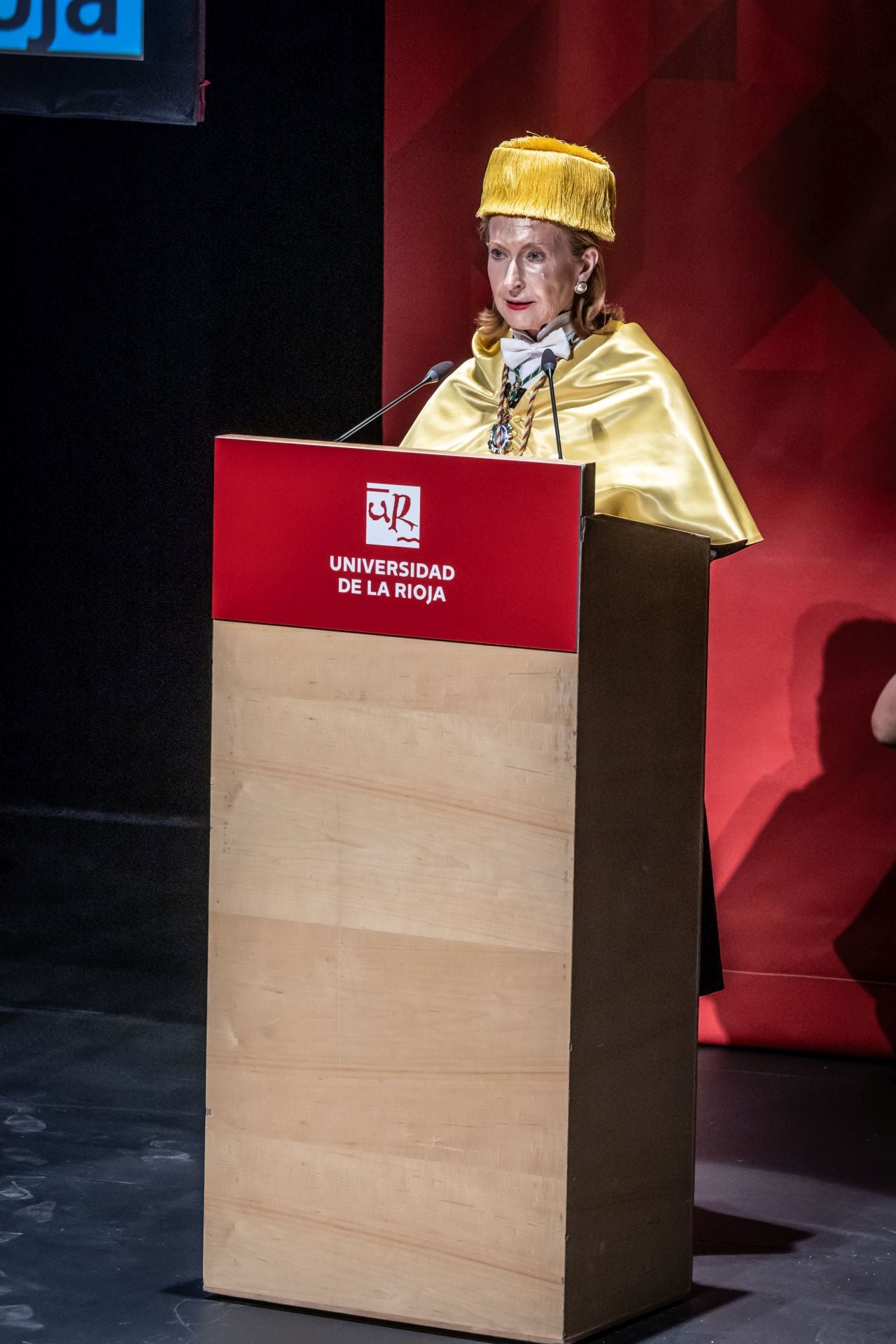 Las imágenes de la apertura del curso académico de la UR