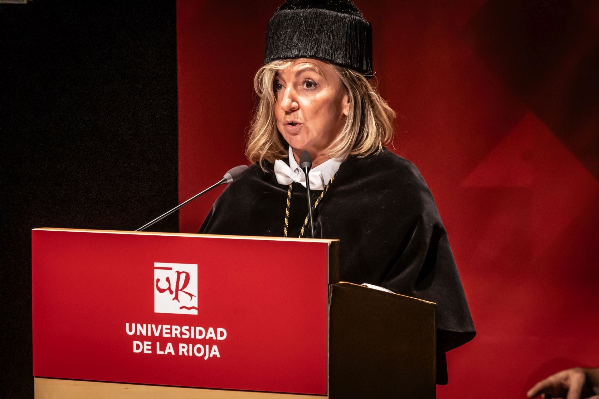 Las imágenes de la apertura del curso académico de la UR