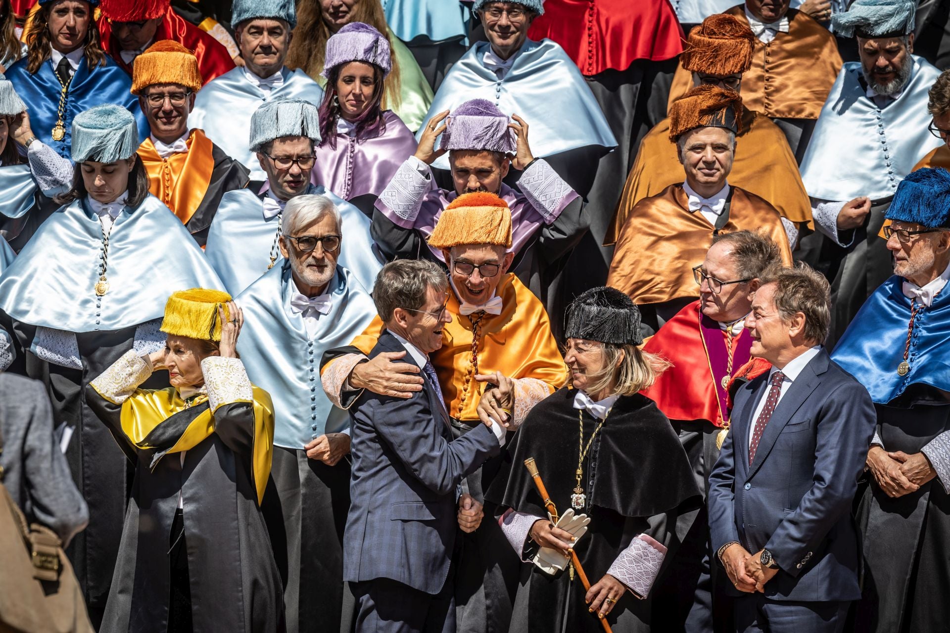 Las imágenes de la apertura del curso académico de la UR