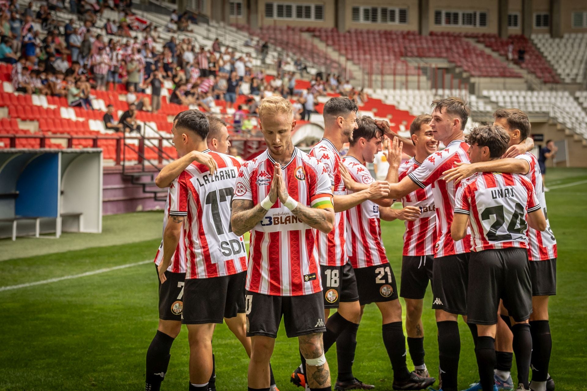La SDL gana al Eibar en Las Gaunas