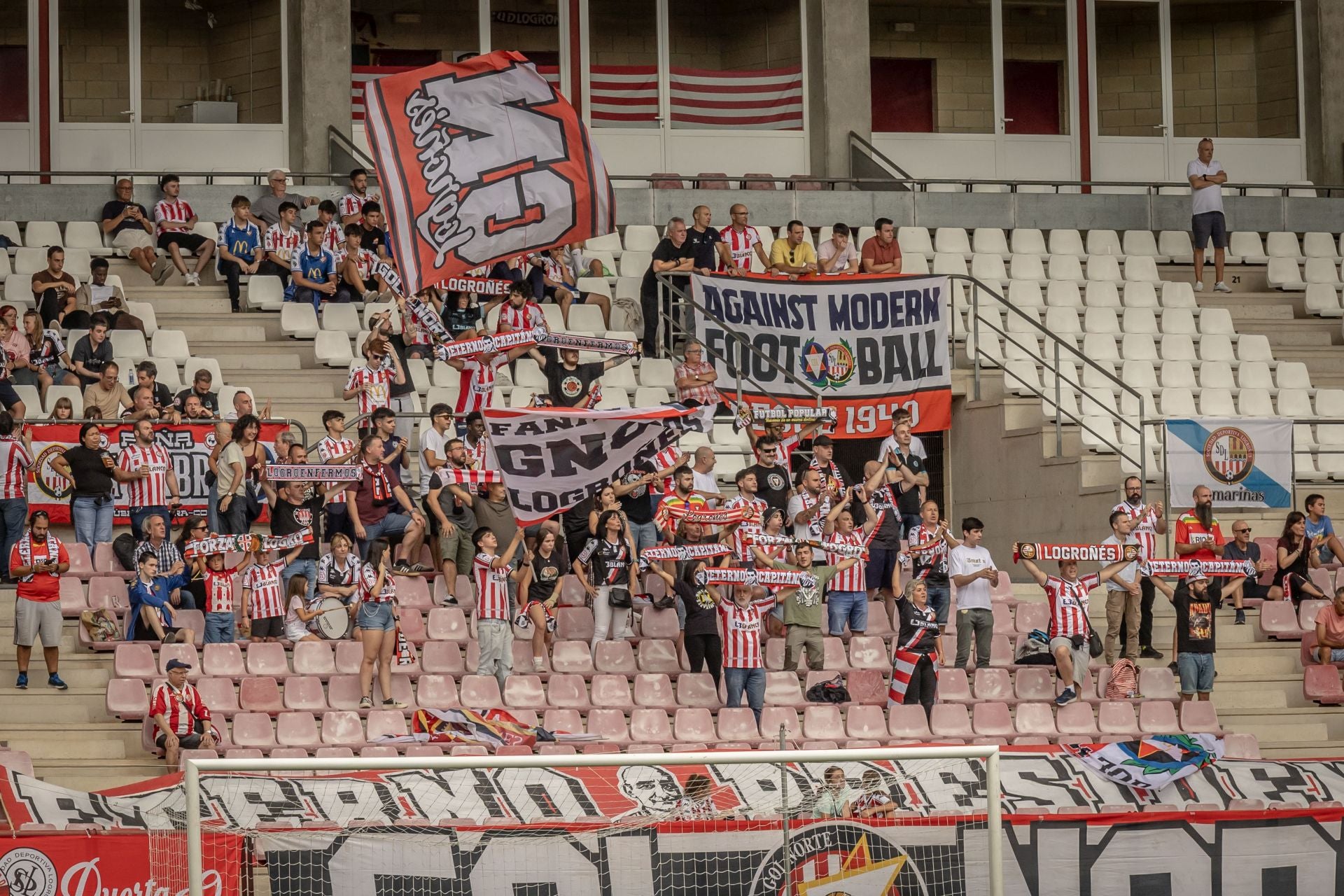 La SDL gana al Eibar en Las Gaunas