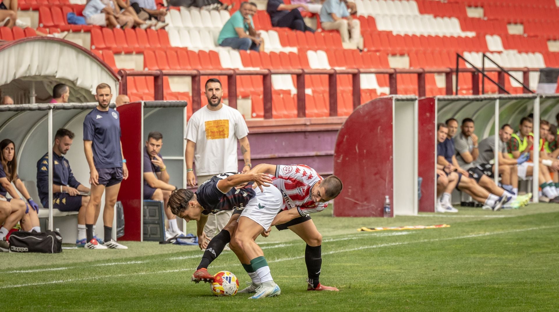 La SDL gana al Eibar en Las Gaunas