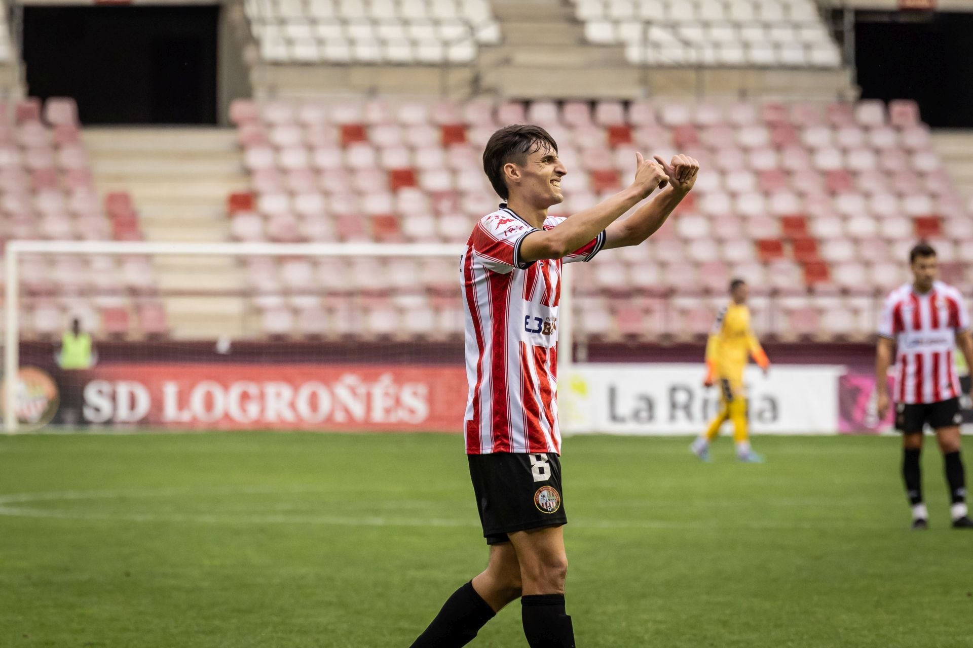 La SDL gana al Eibar en Las Gaunas