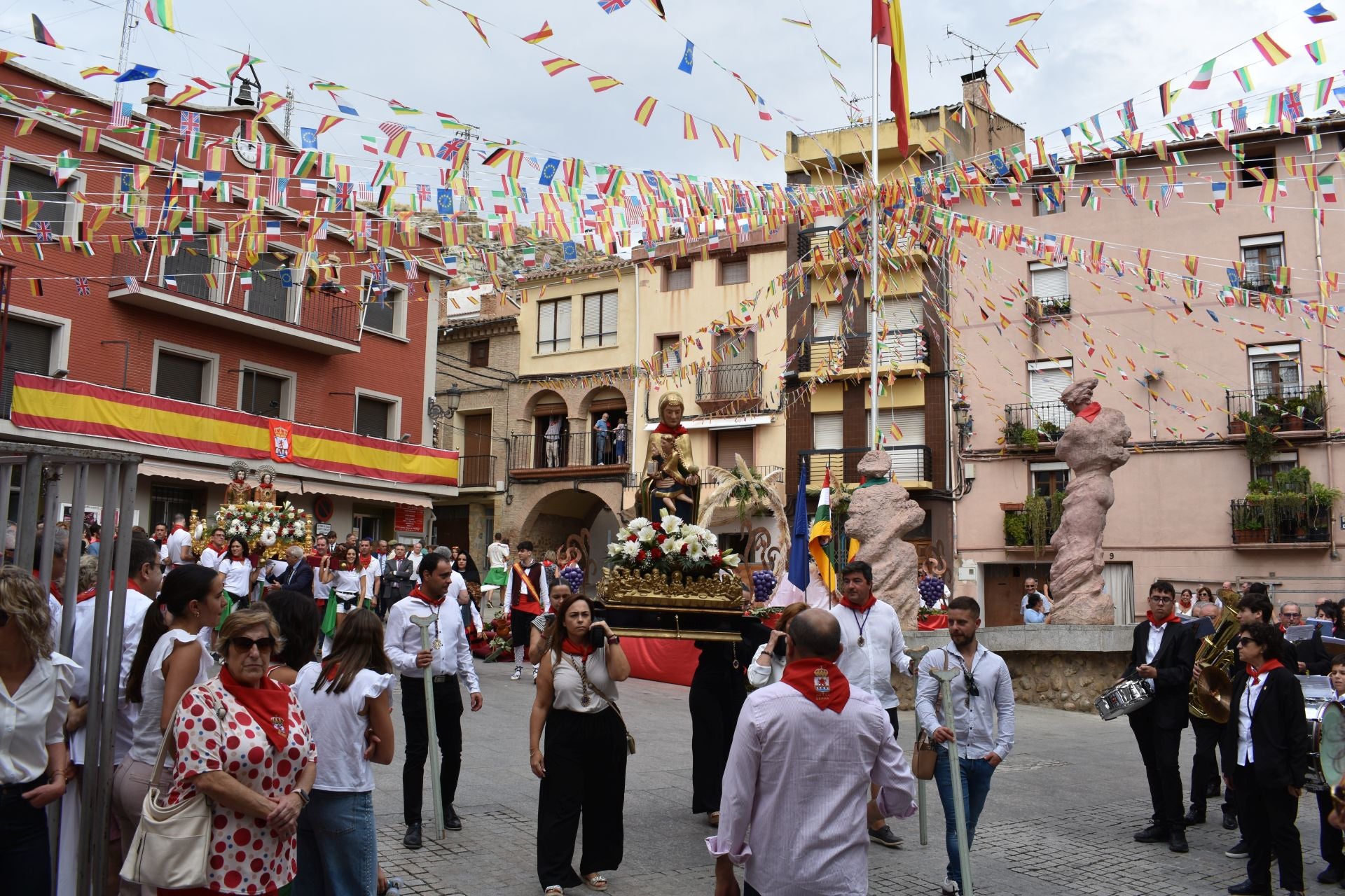 Autol celebra el día grande de sus fiestas