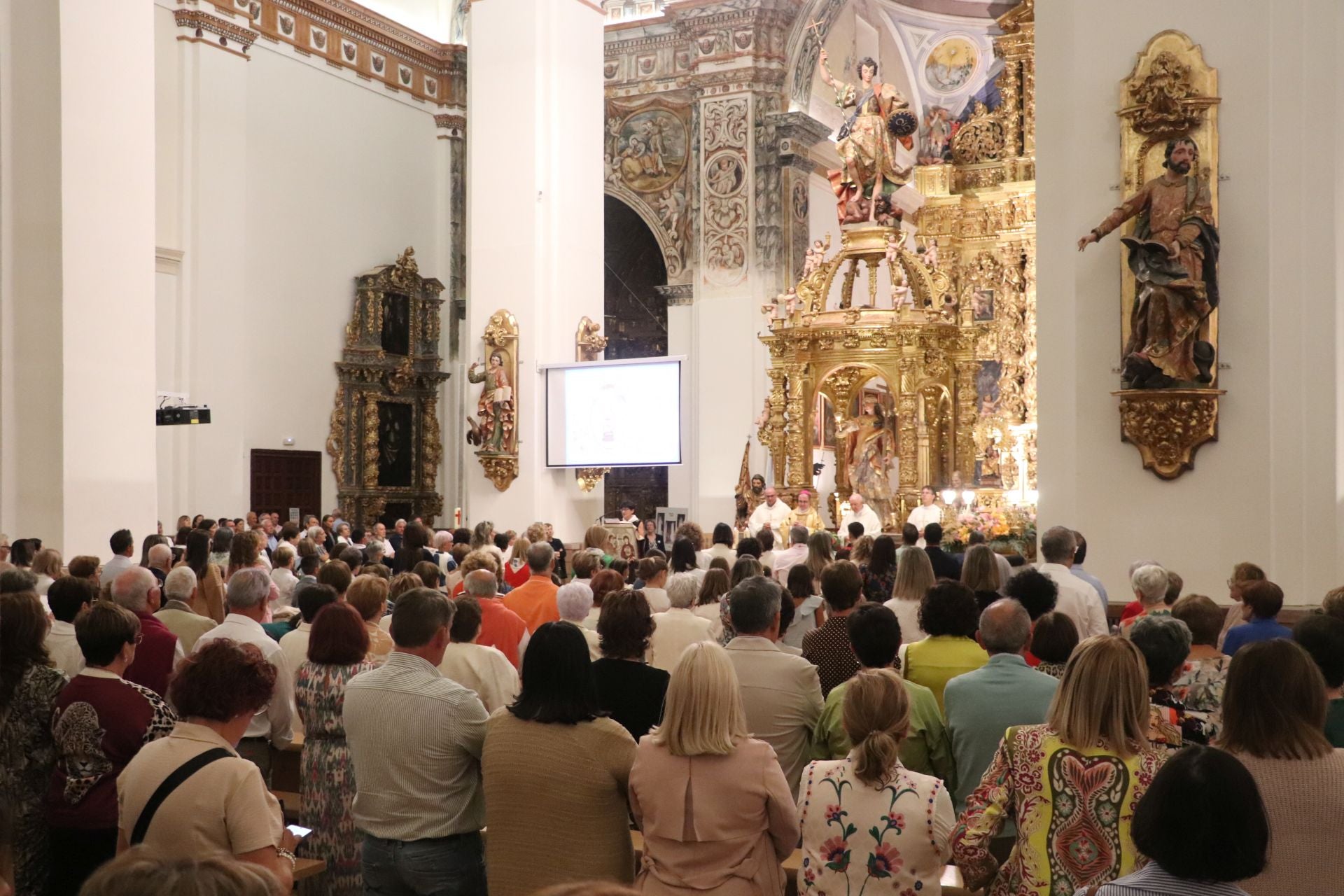Alfaro celebra a la Virgen del Burgo