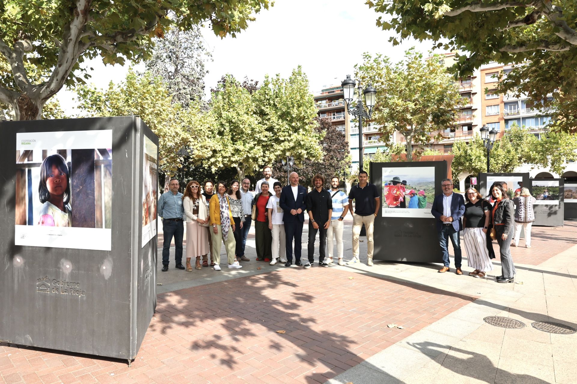 &#039;Cooperación Riojana: un compromiso compartido&#039;, exposición en el Espolón de Logroño
