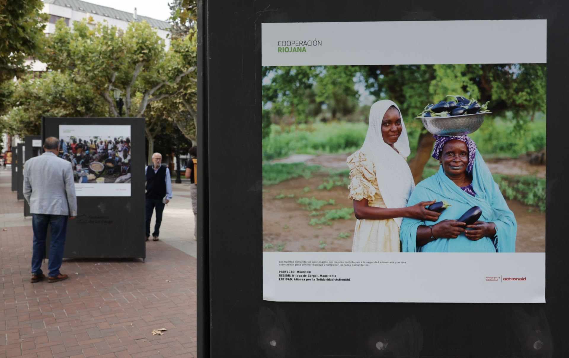 &#039;Cooperación Riojana: un compromiso compartido&#039;, exposición en el Espolón de Logroño