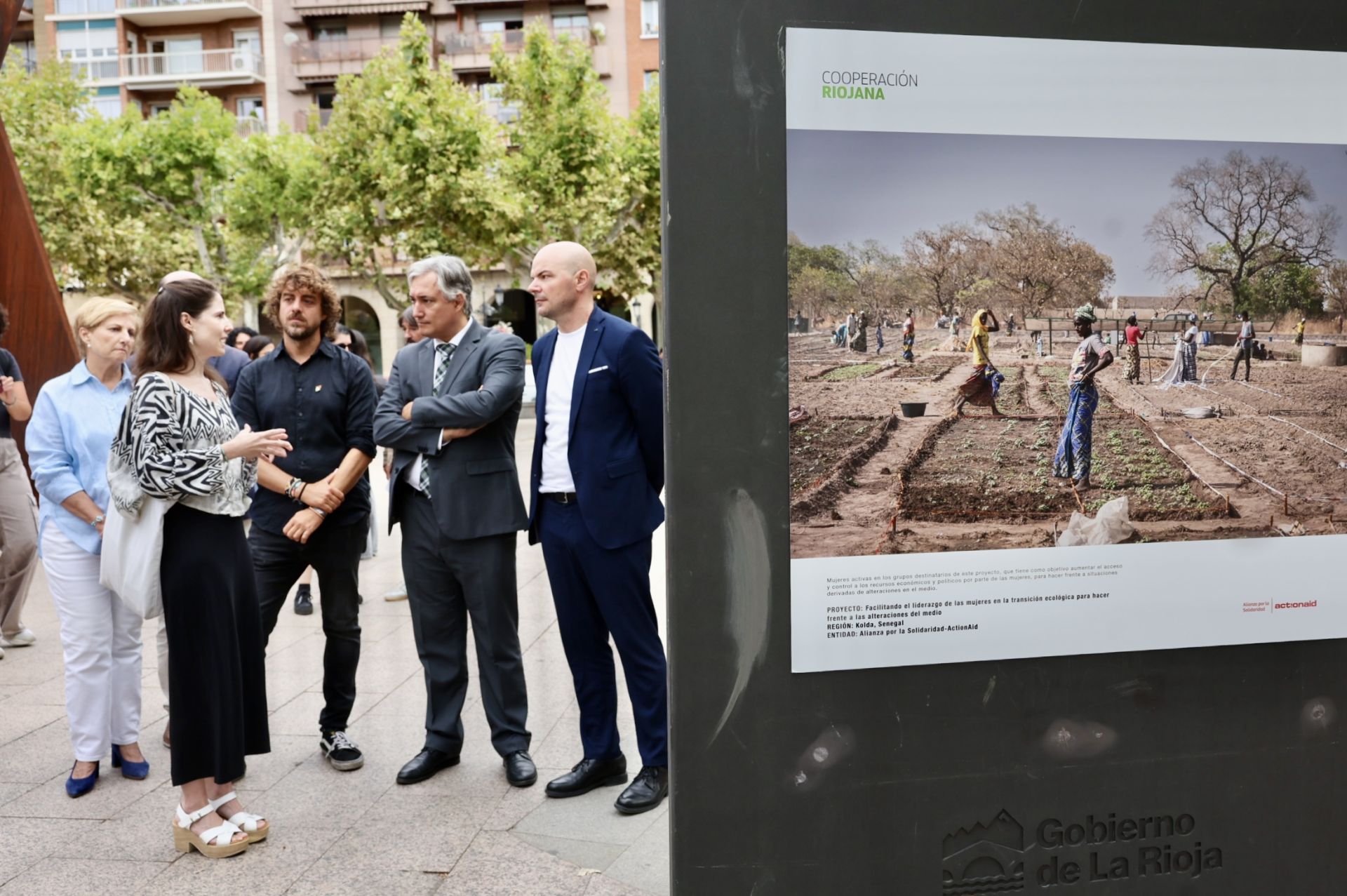 &#039;Cooperación Riojana: un compromiso compartido&#039;, exposición en el Espolón de Logroño
