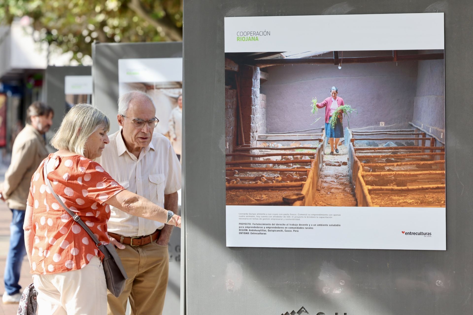 &#039;Cooperación Riojana: un compromiso compartido&#039;, exposición en el Espolón de Logroño