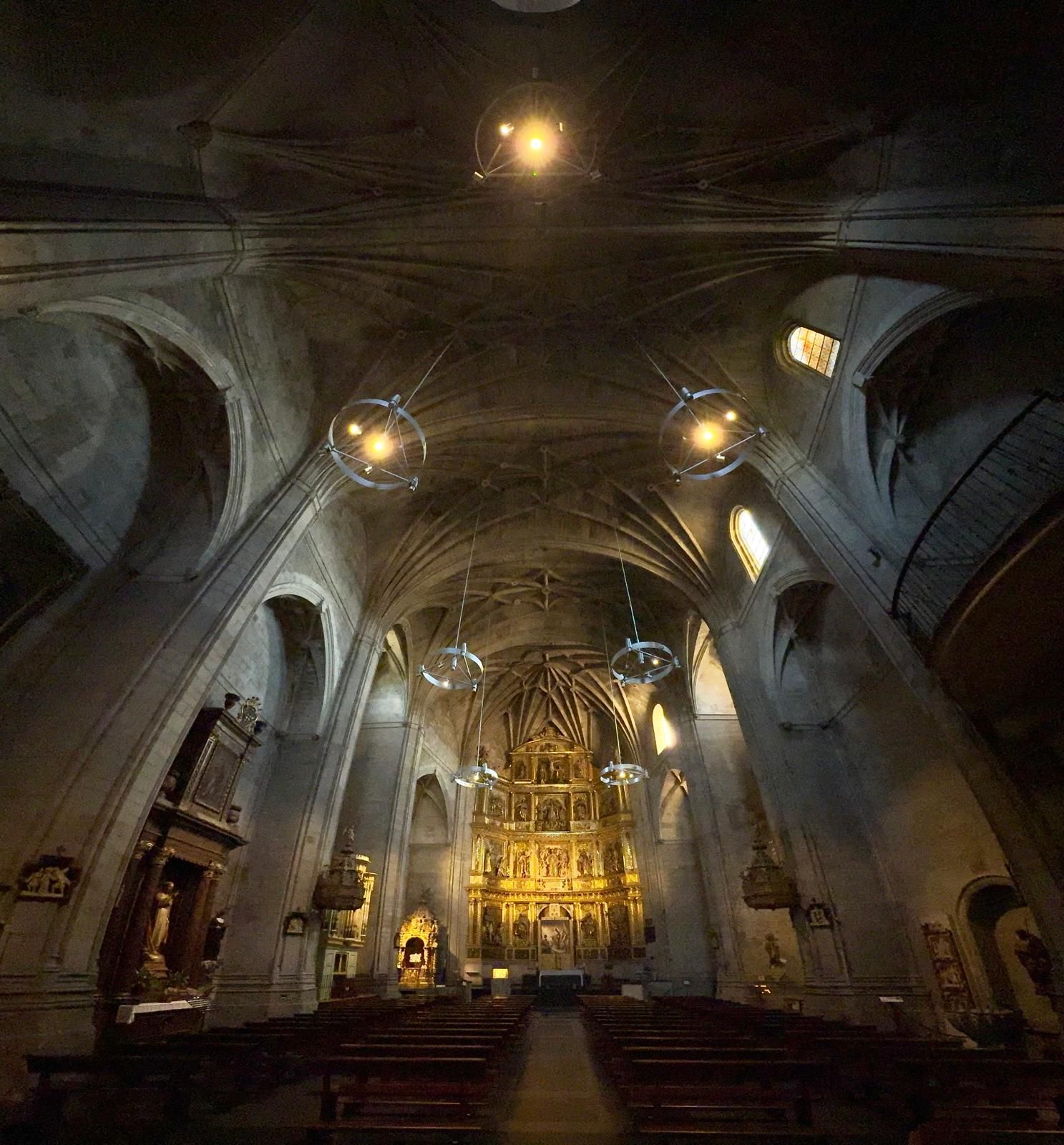 Interior de Santiago.