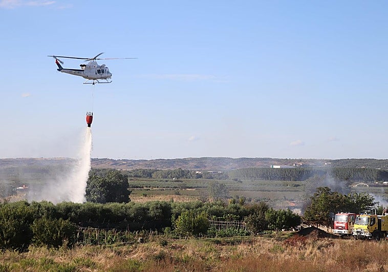 Un incendio agrario afecta a una finca en Alfaro