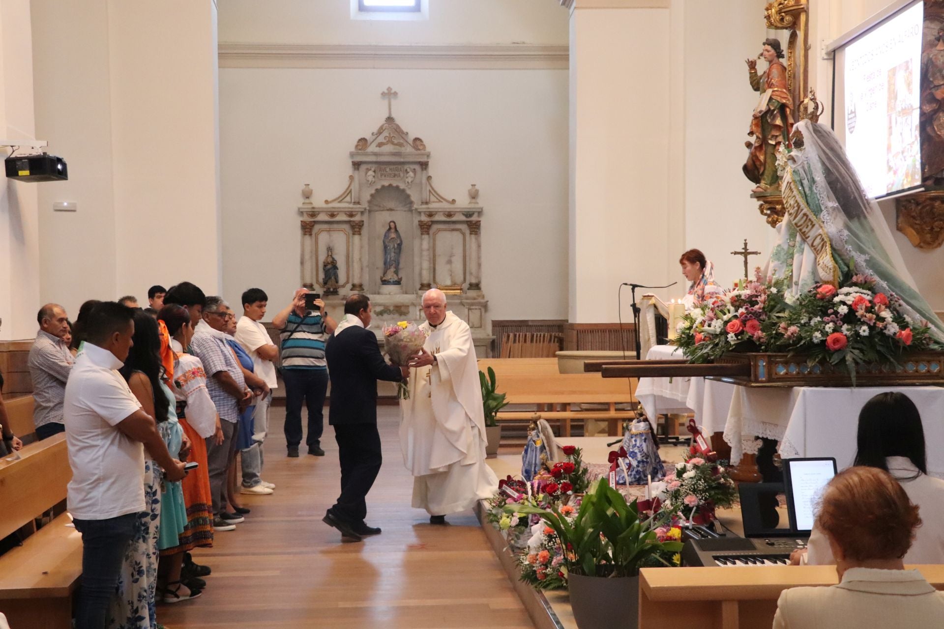 La comunidad ecuatoriana de Alfaro celebra la virgen del Cisne