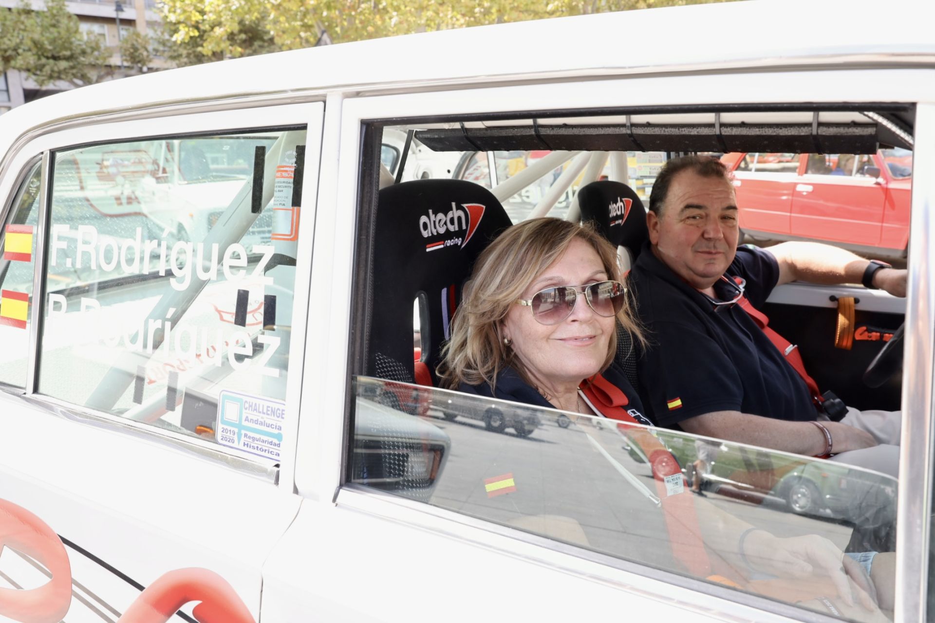 Las imágenes de la concentración de coches Seat de otra época en Logroño