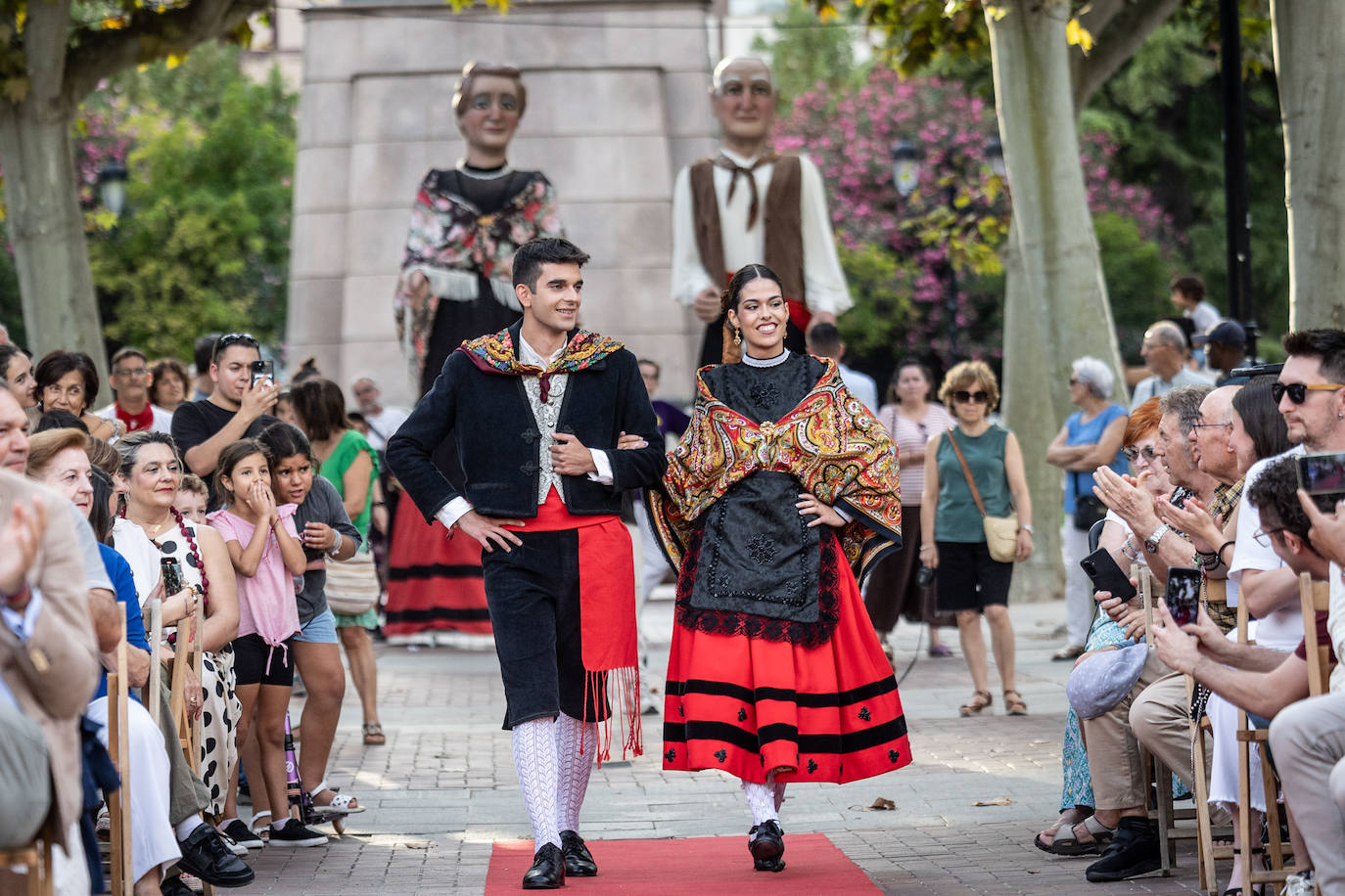 Las imágenes de la proclamación de los Vendimiadores 2025