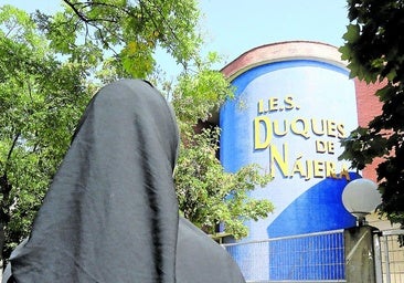 «Estudio en Logroño porque en los IES de Calahorra no puedo llevar velo»