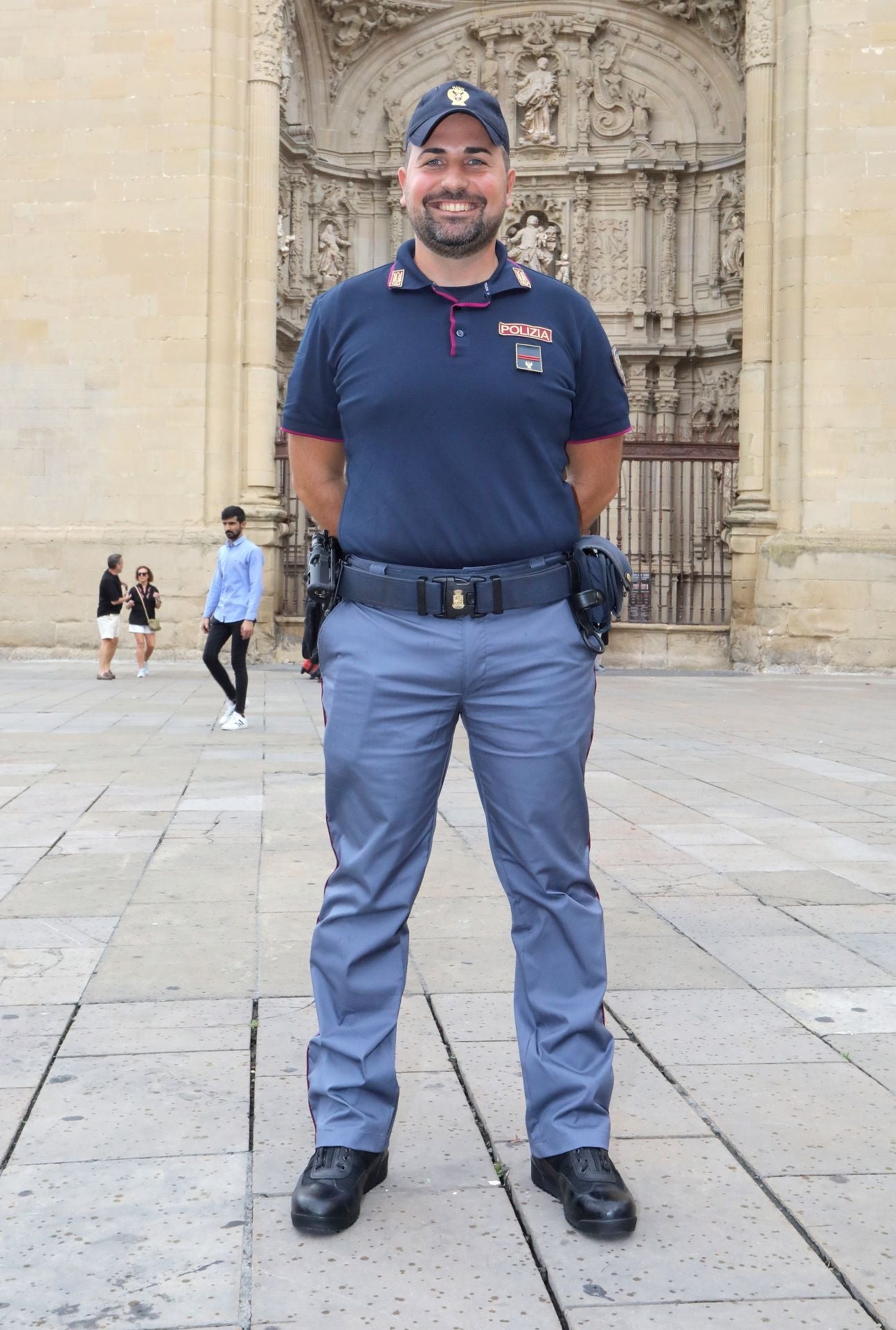 El agente de la Polizia di Stato de Italia Daniel Messina.