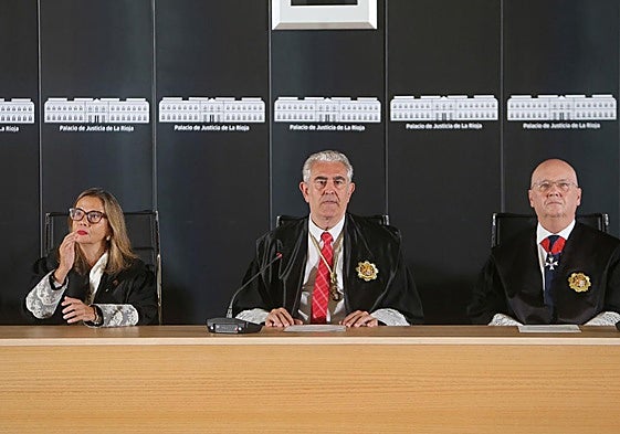 Mónica Matute, Javier Marca y Santiago Herráiz.