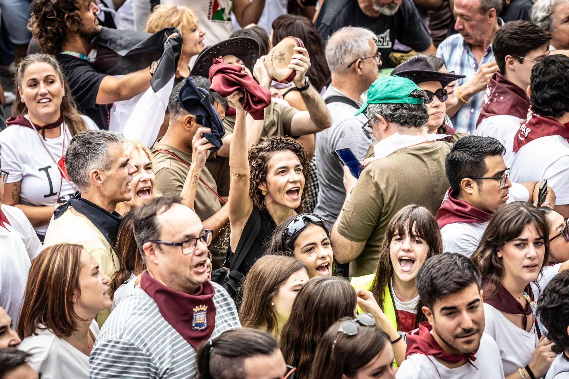 Las imágenes del cohete de San Mateo de Logroño desde la plaza del Ayuntamiento