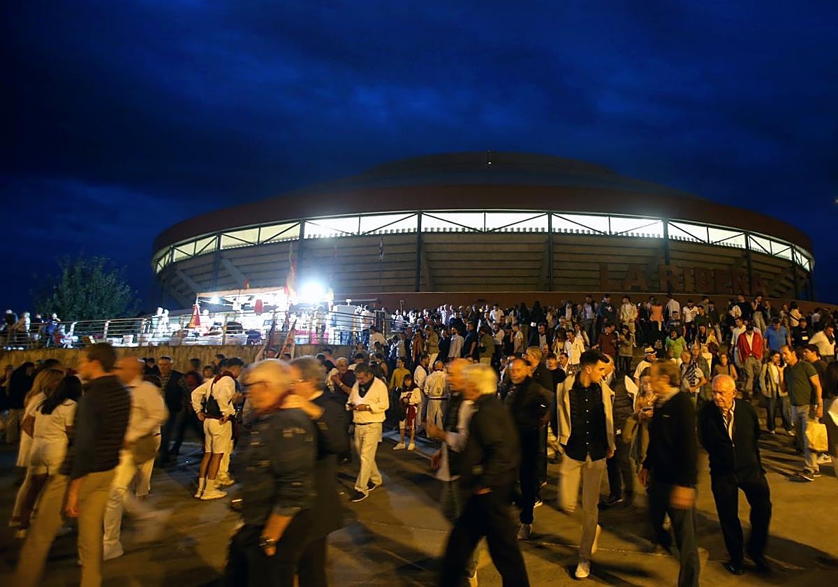 La Ribera espera larespuesta del público para decidir si recupera su quinta tarde matea.