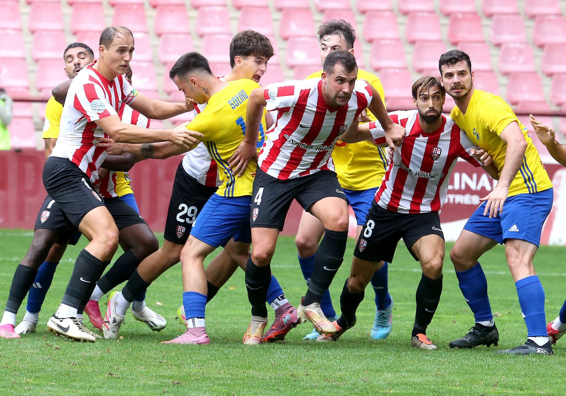 La UDL consigue el triunfo ante el Ebro