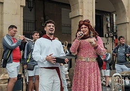 'Bárbara. Reina de la Pantaloneta' recibe el primer reconocimiento de la Peña La Alegría