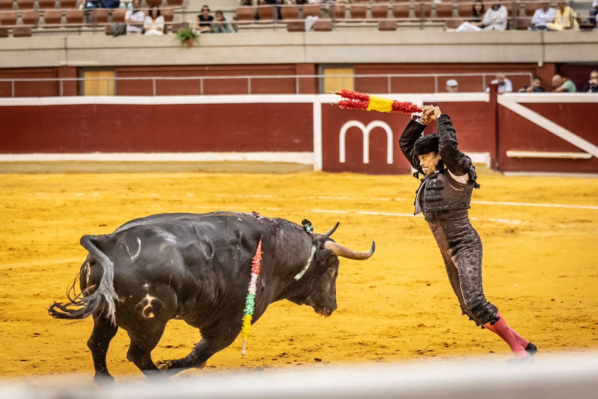 Un domingo de toros mateos