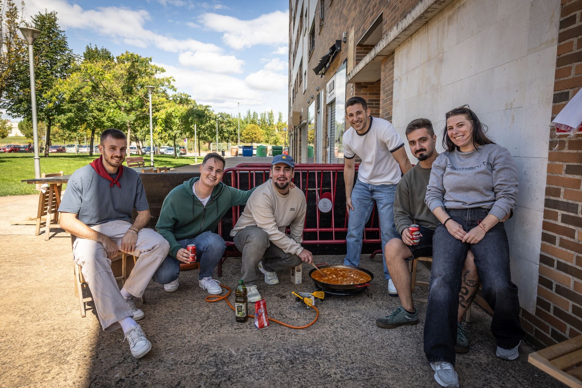 La fiesta está en la calle. De las paellas a la cerámica