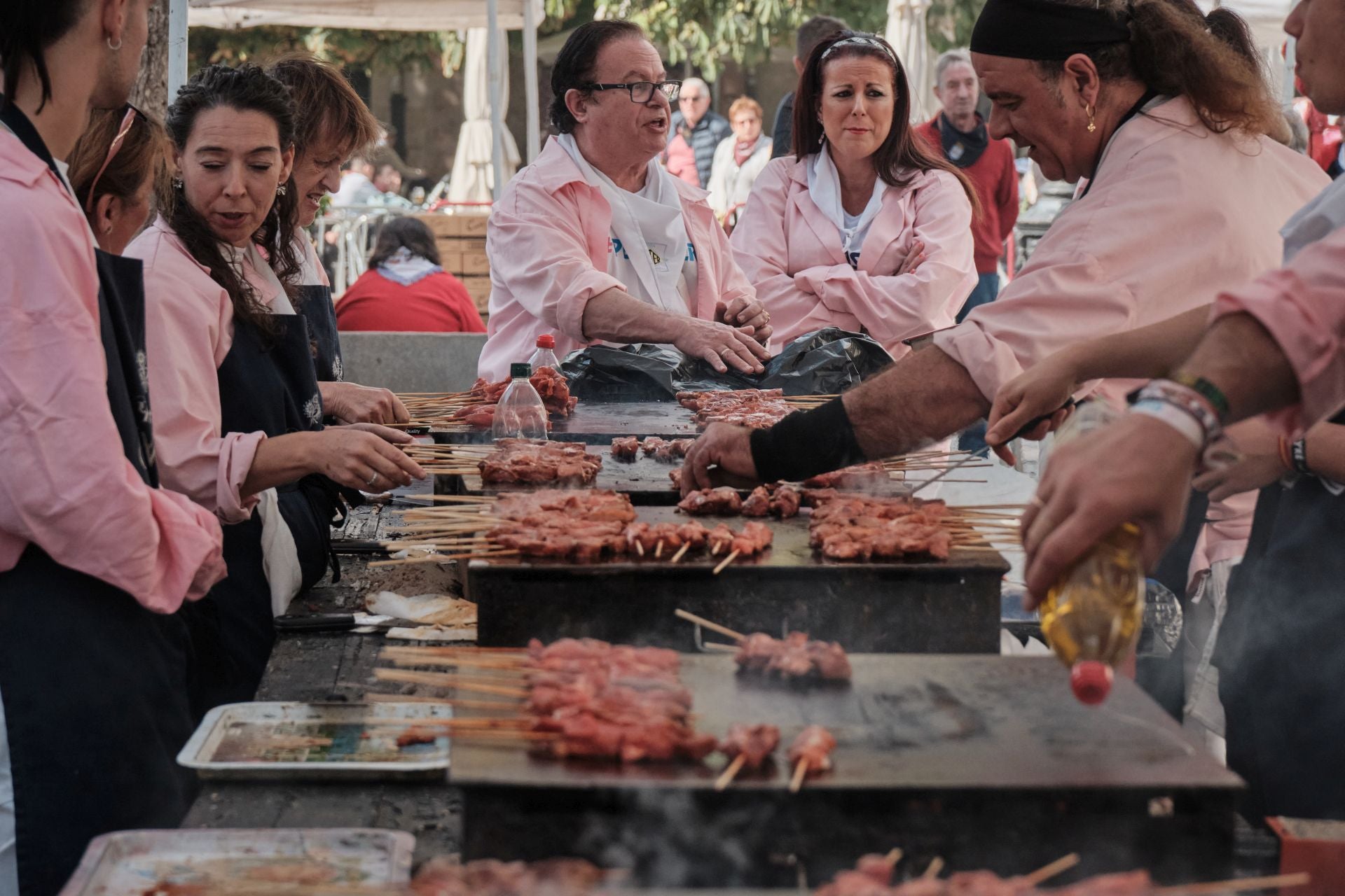 Choricillo, pancenta, alubias... los logroñeses recuperan fuerzas en las degustaciones