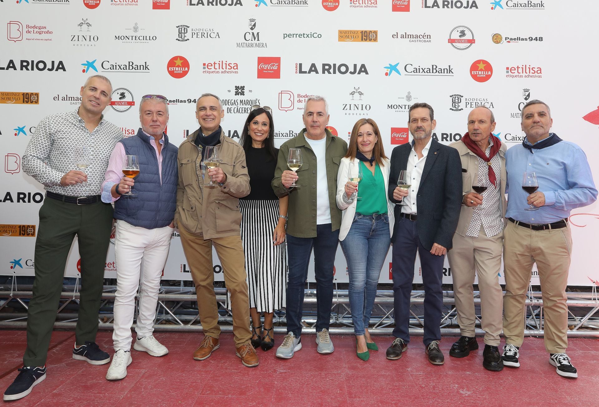 Nacho Moure, Quique Guerrero, Enrique Moure, Vanesa Marqués, Miguel Ángel Sáez, Belinda Couceiro, Joaquín Martínez, Michel González y José Benito. 