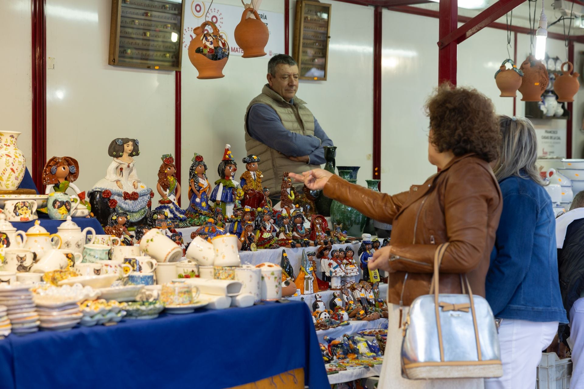 La fiesta está en la calle. De las paellas a la cerámica