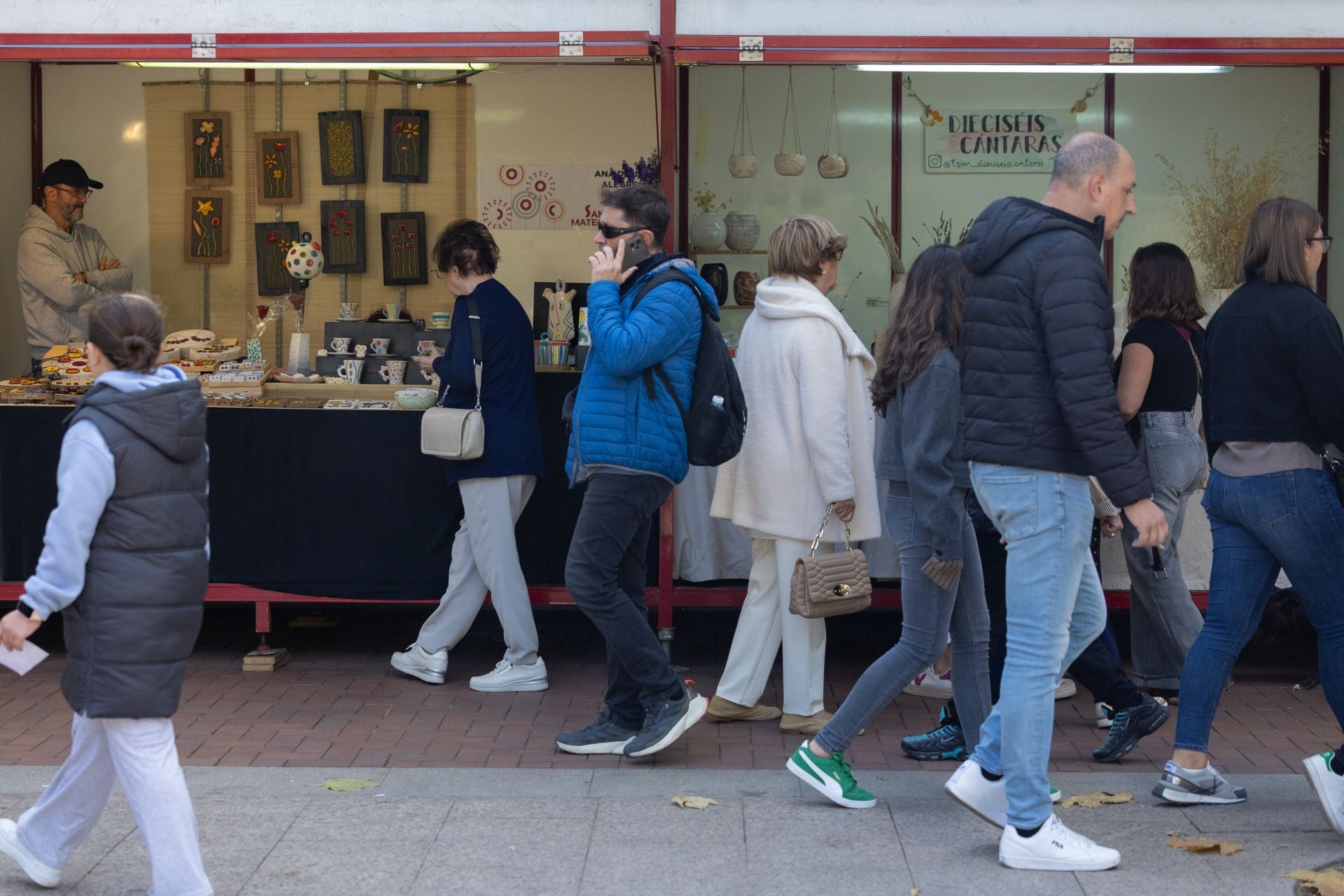 La fiesta está en la calle. De las paellas a la cerámica