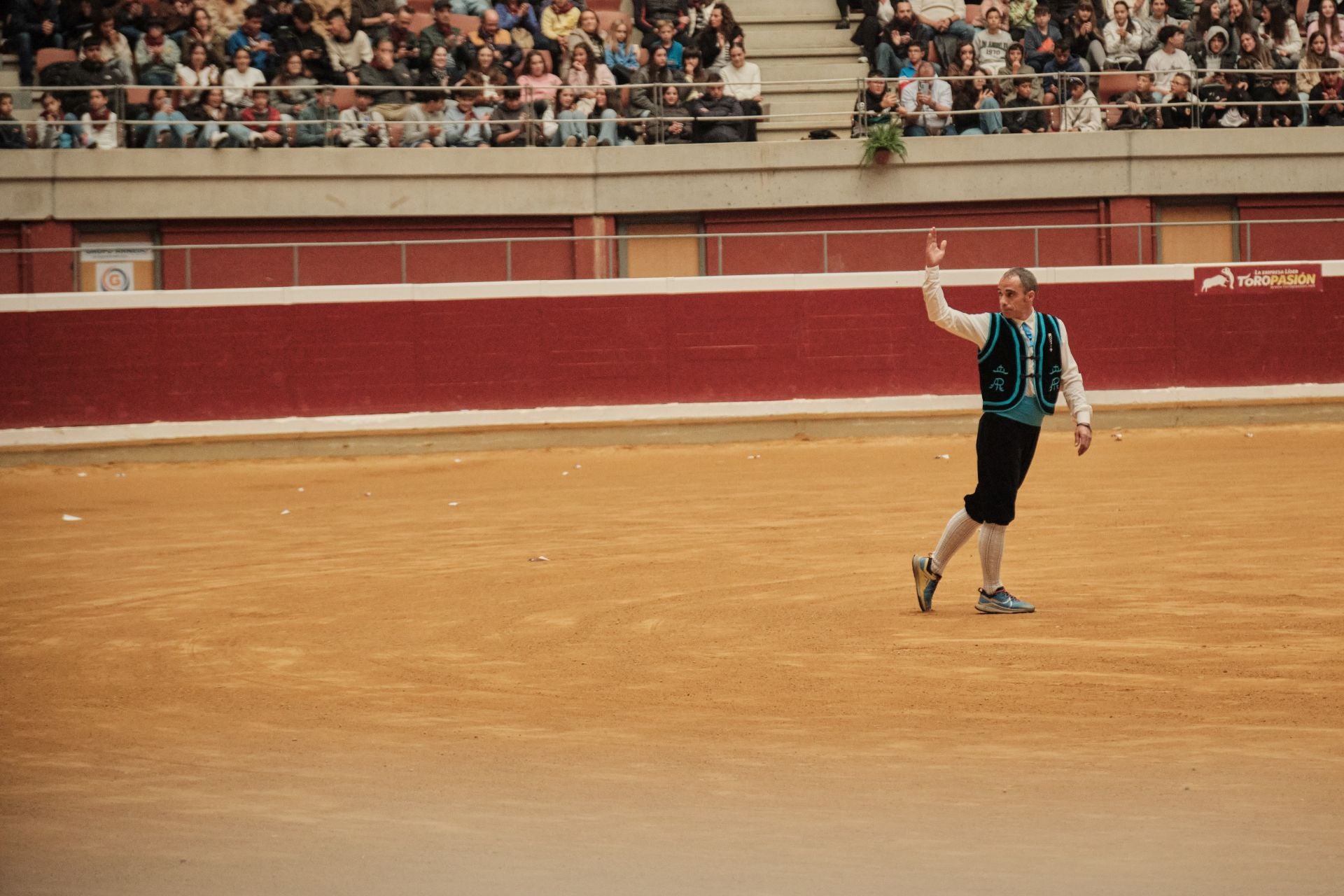 Martes de vaquillas en La Ribera