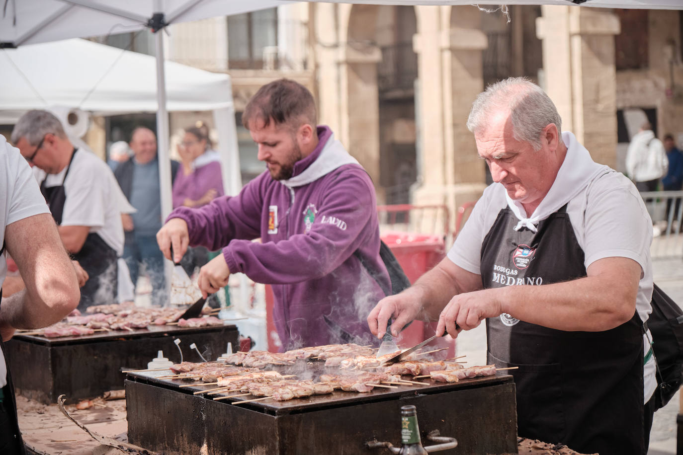 Logroño se llena de música, gigantes y sabores por San Mateo