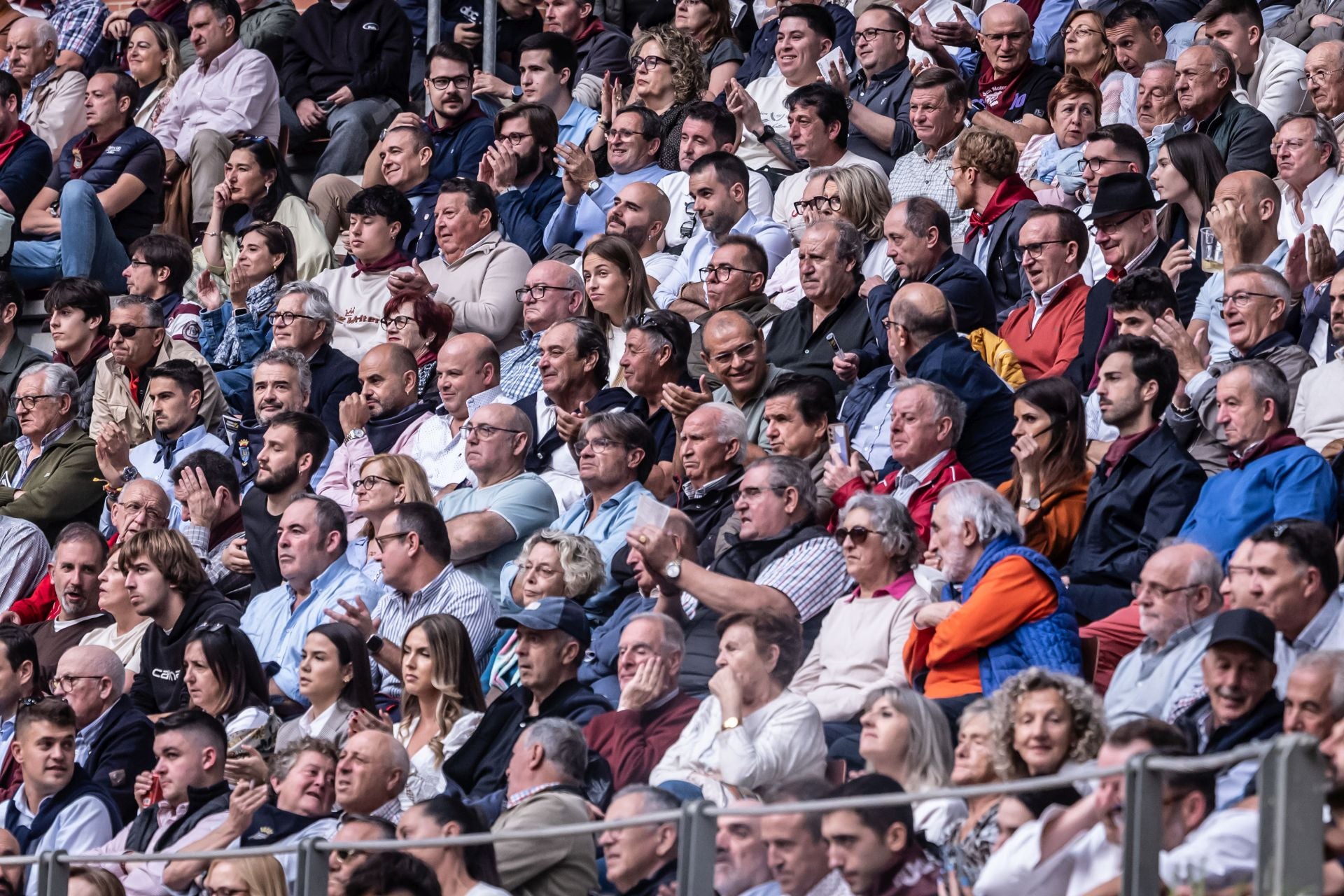 Borja Jiménez, a hombros en el cierre de la feria de San Mateo