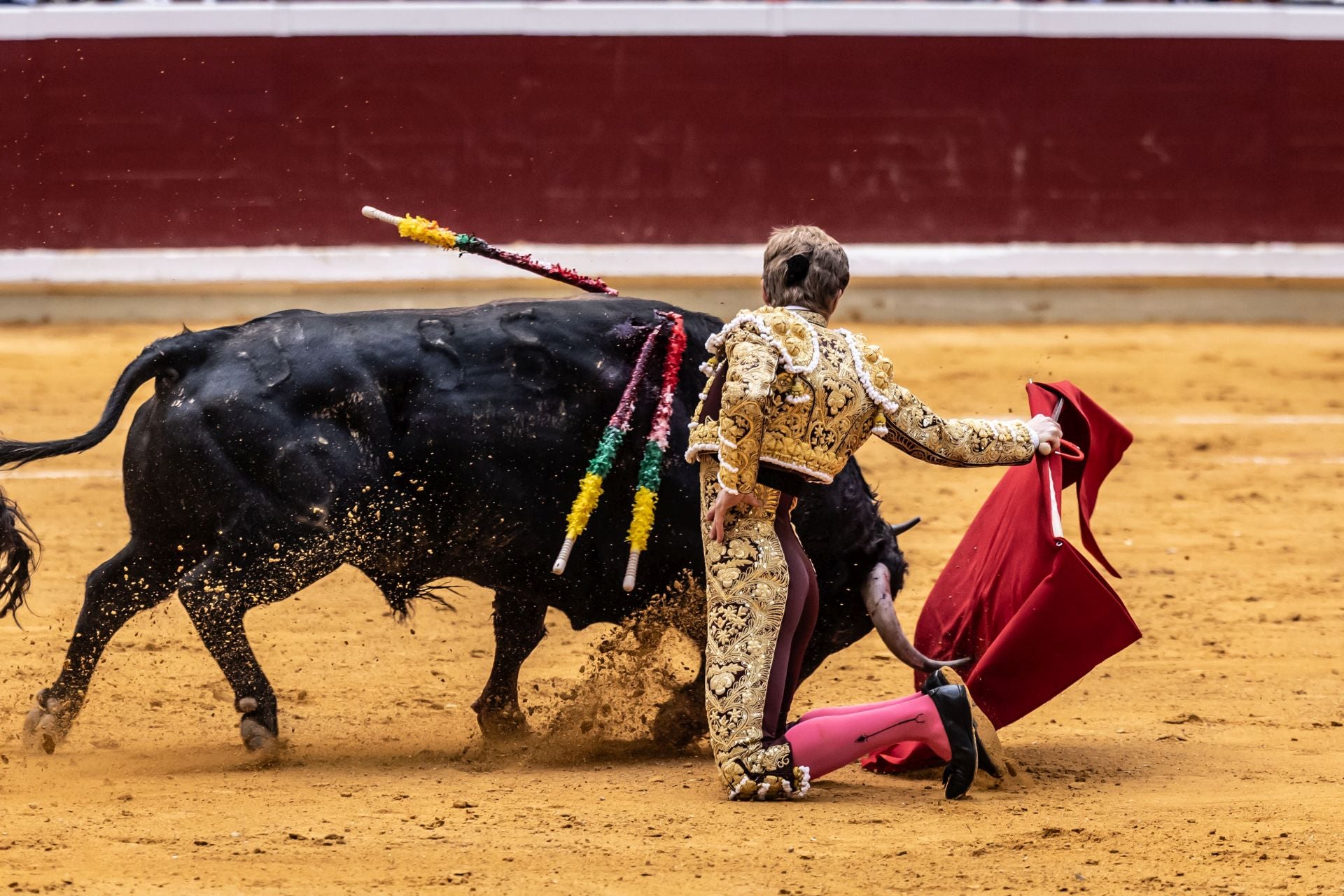 Borja Jiménez, a hombros en el cierre de la feria de San Mateo