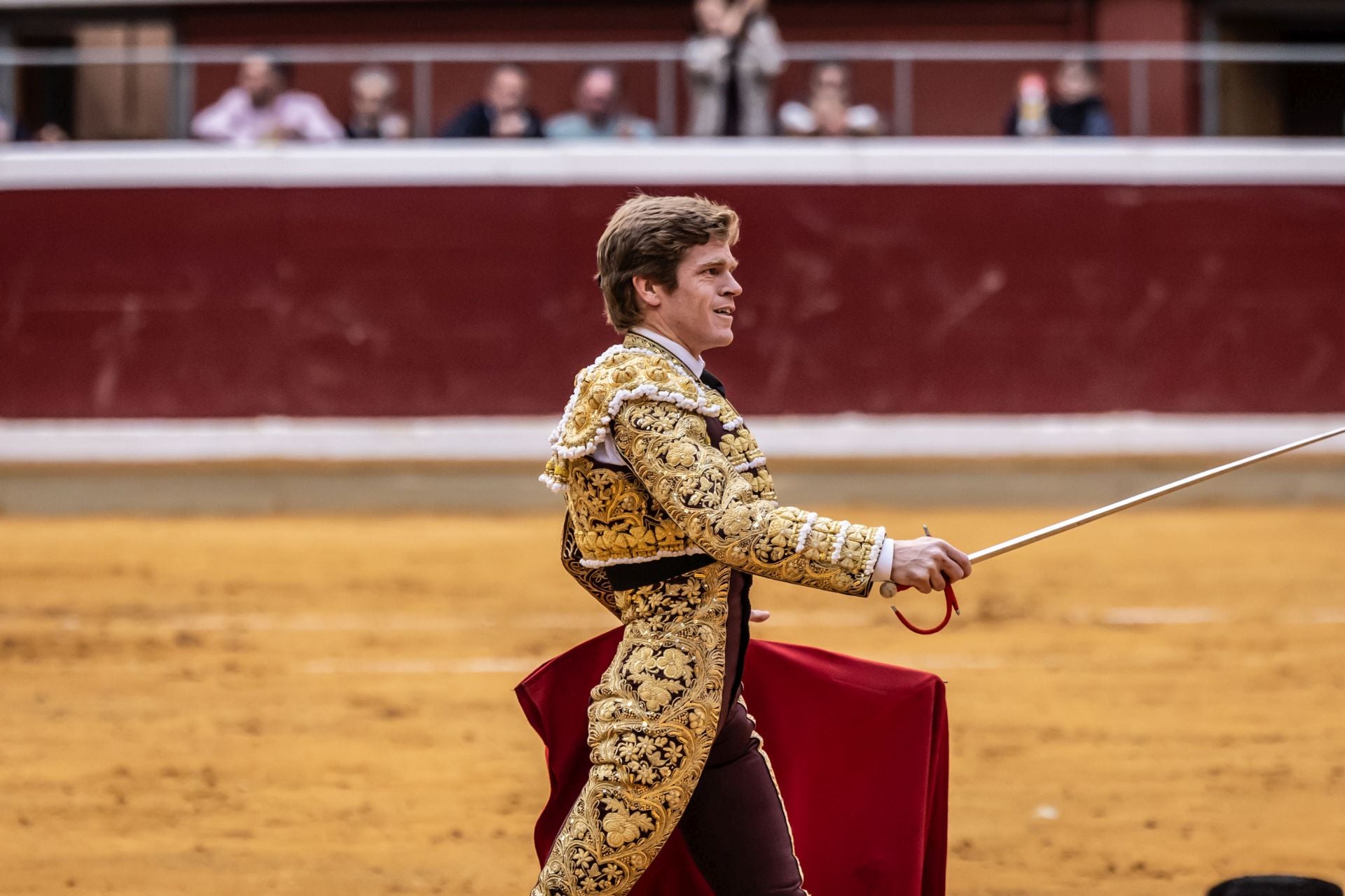 Borja Jiménez, a hombros en el cierre de la feria de San Mateo