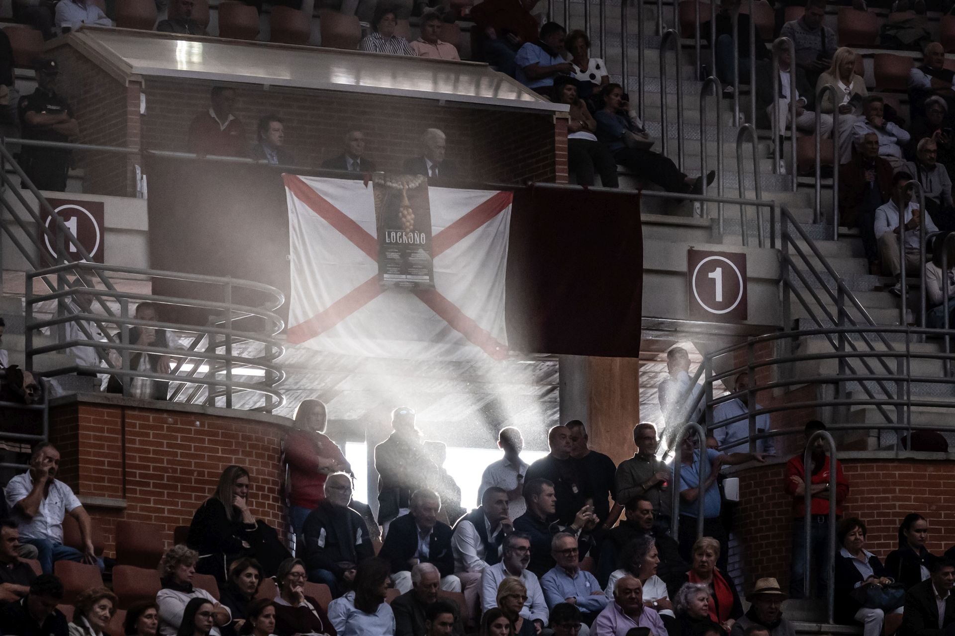 Borja Jiménez, a hombros en el cierre de la feria de San Mateo