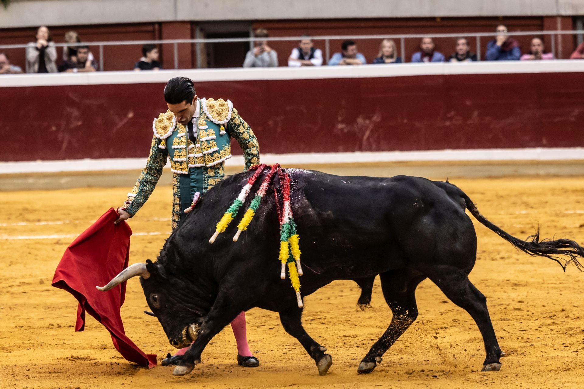 Borja Jiménez, a hombros en el cierre de la feria de San Mateo
