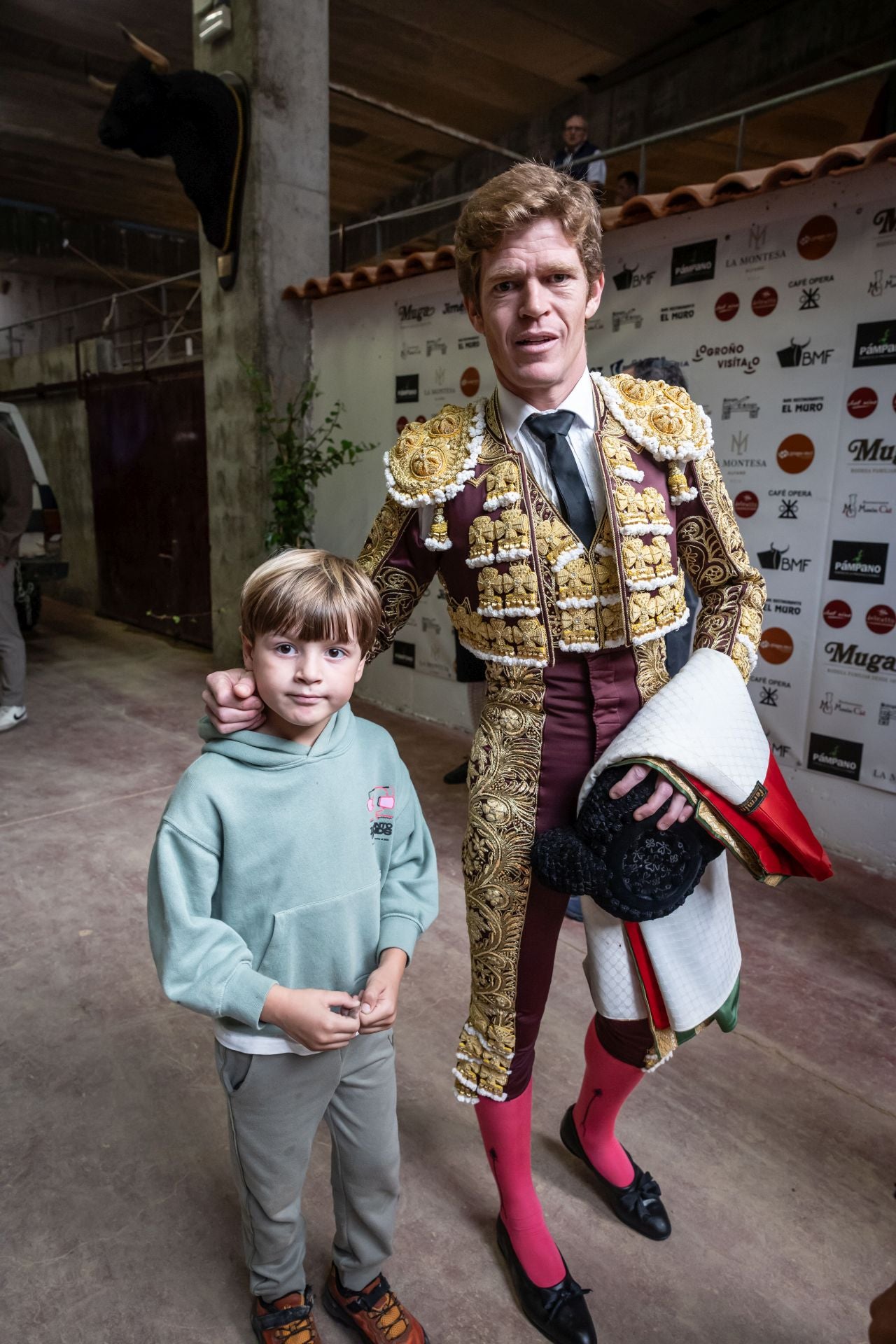 Borja Jiménez, a hombros en el cierre de la feria de San Mateo