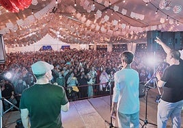 Los Calis durante su actuación en la Casa de Andalucía.