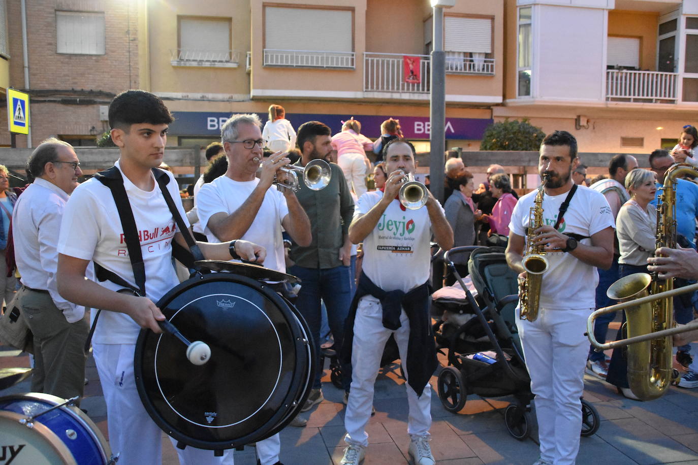 Las imágenes del inicio de las fiestas de Rincón de Soto