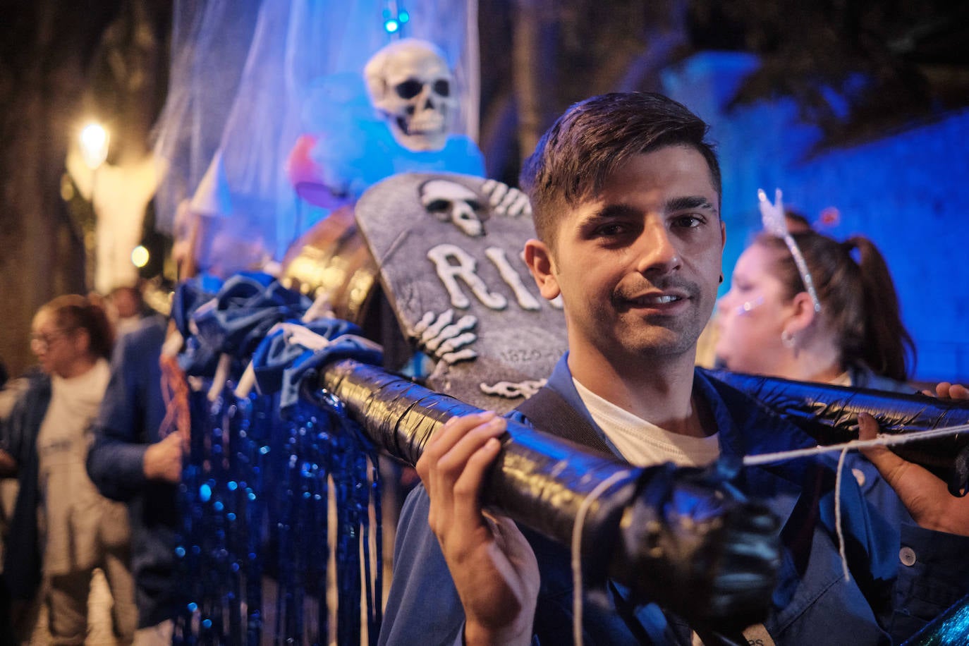 Las imágenes del desfile de las peñas por Logroño