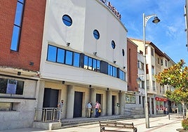 Fachada del Teatro Avenida de Santo Domingo, en una imagen de archivo.