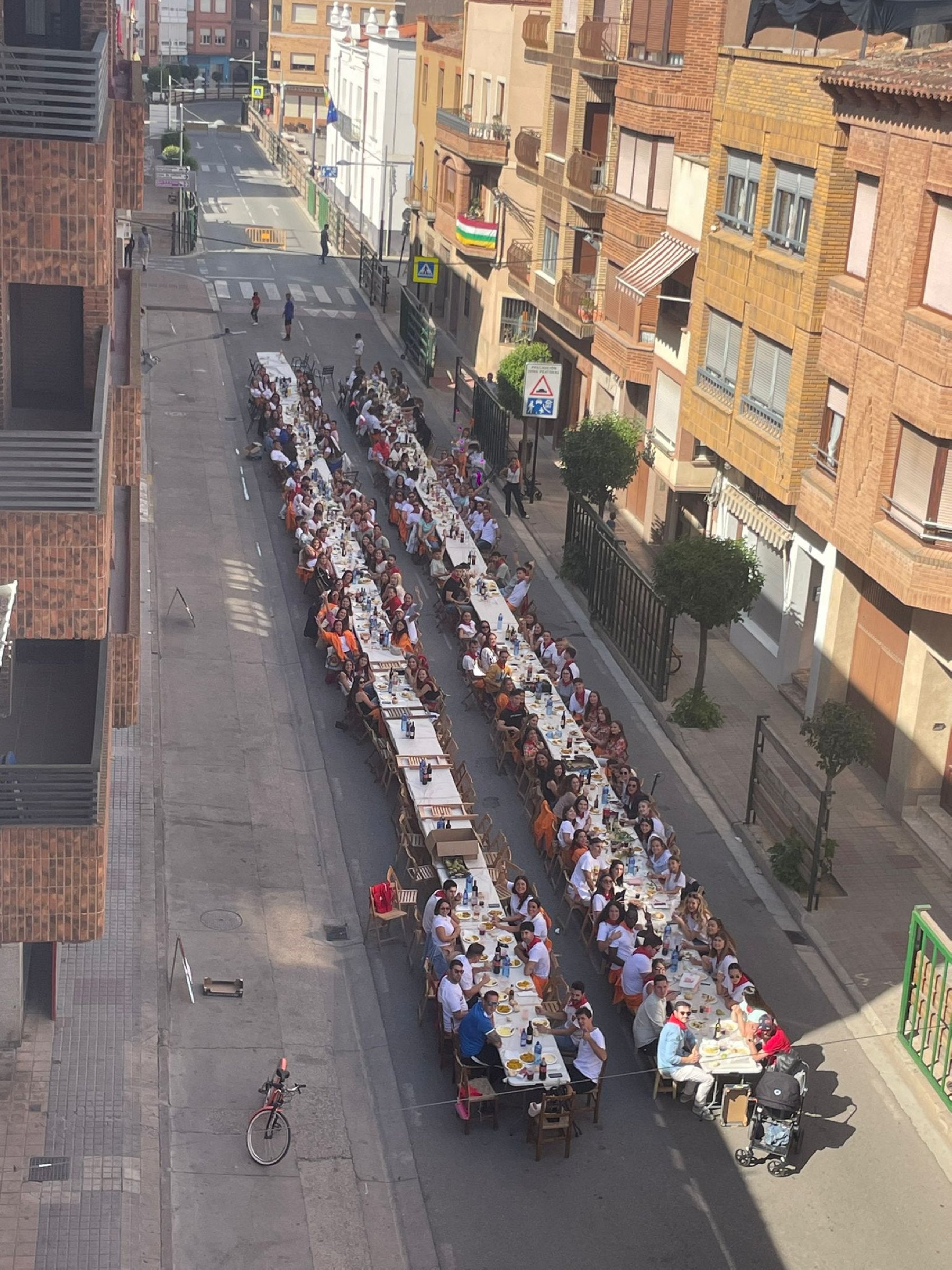 Comida de la peña La Ojera y peña El Jolgorio.