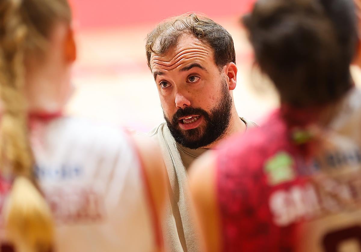 Dani Rubio cumplirá su segunda temporada en Logroño al frente del Bosonit Unibasket.
