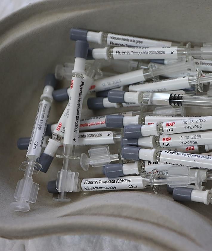 Imagen secundaria 2 - Salud inicia la vacunación antigripal con los 27.000 escolares de hasta 11 años y 4.000 mayores de residencias