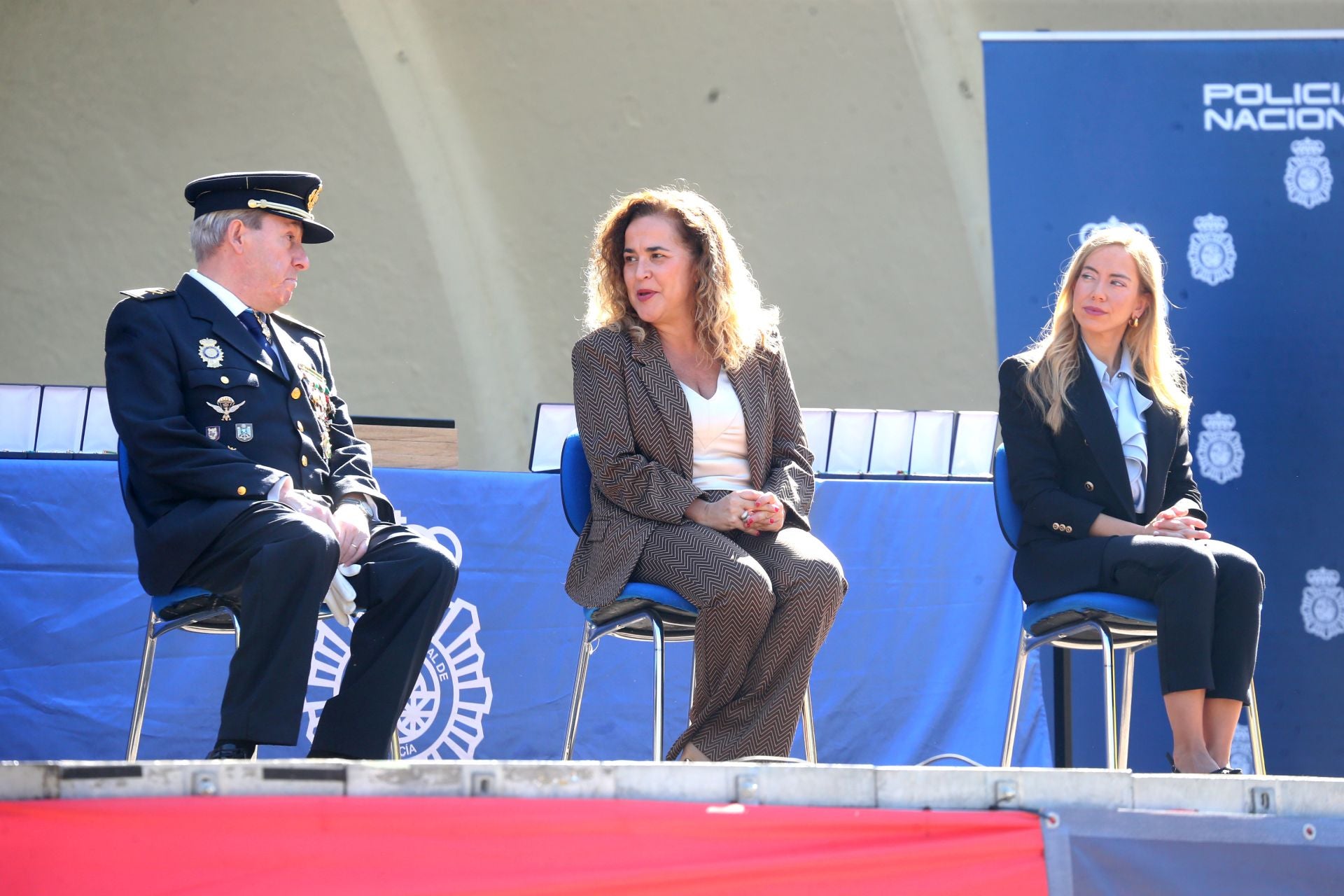 La Policía Nacional se hace sentir en Logroño en los Ángeles Custodios