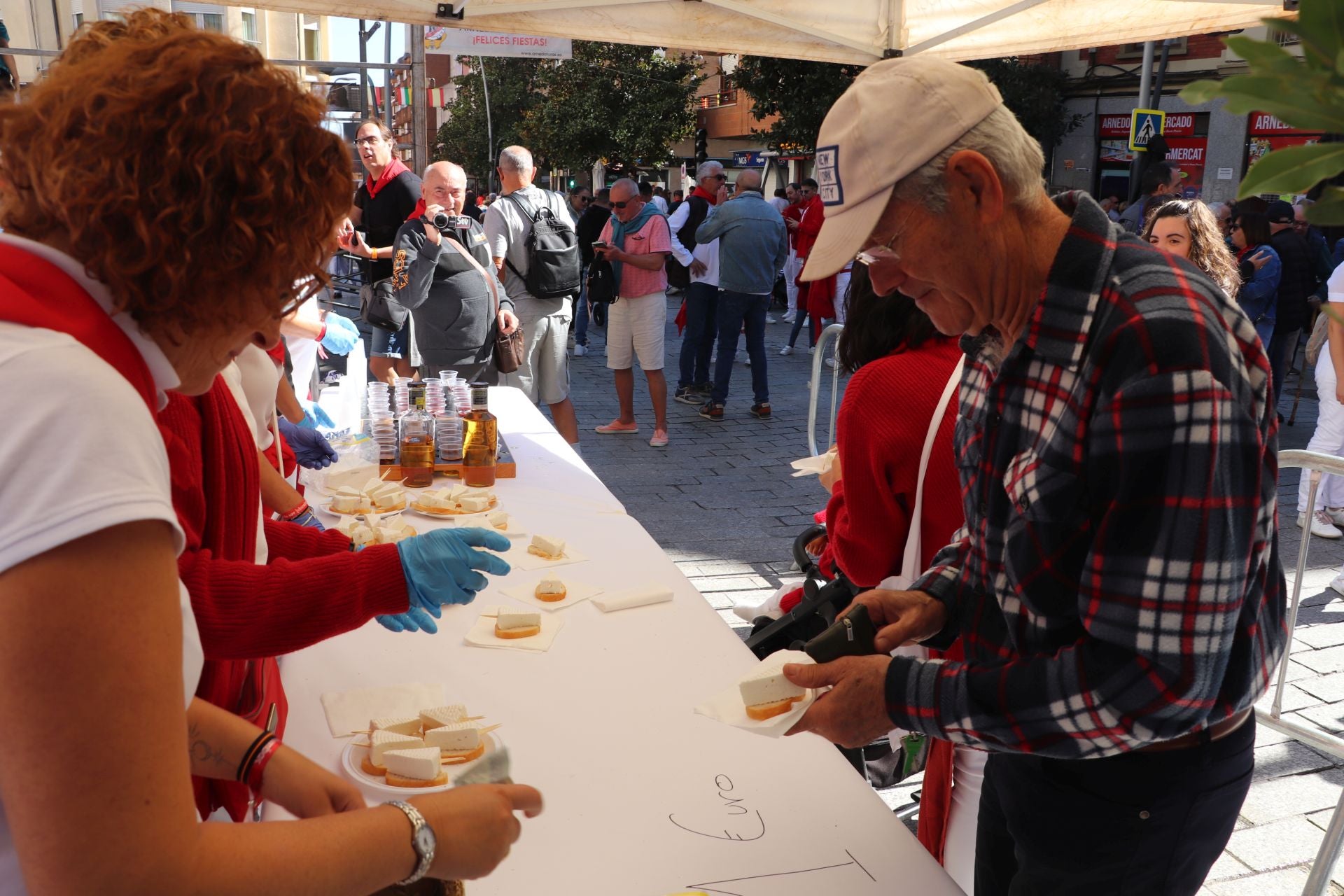 Arnedo sigue de fiestas entre degustaciones y las actividades en las peñas
